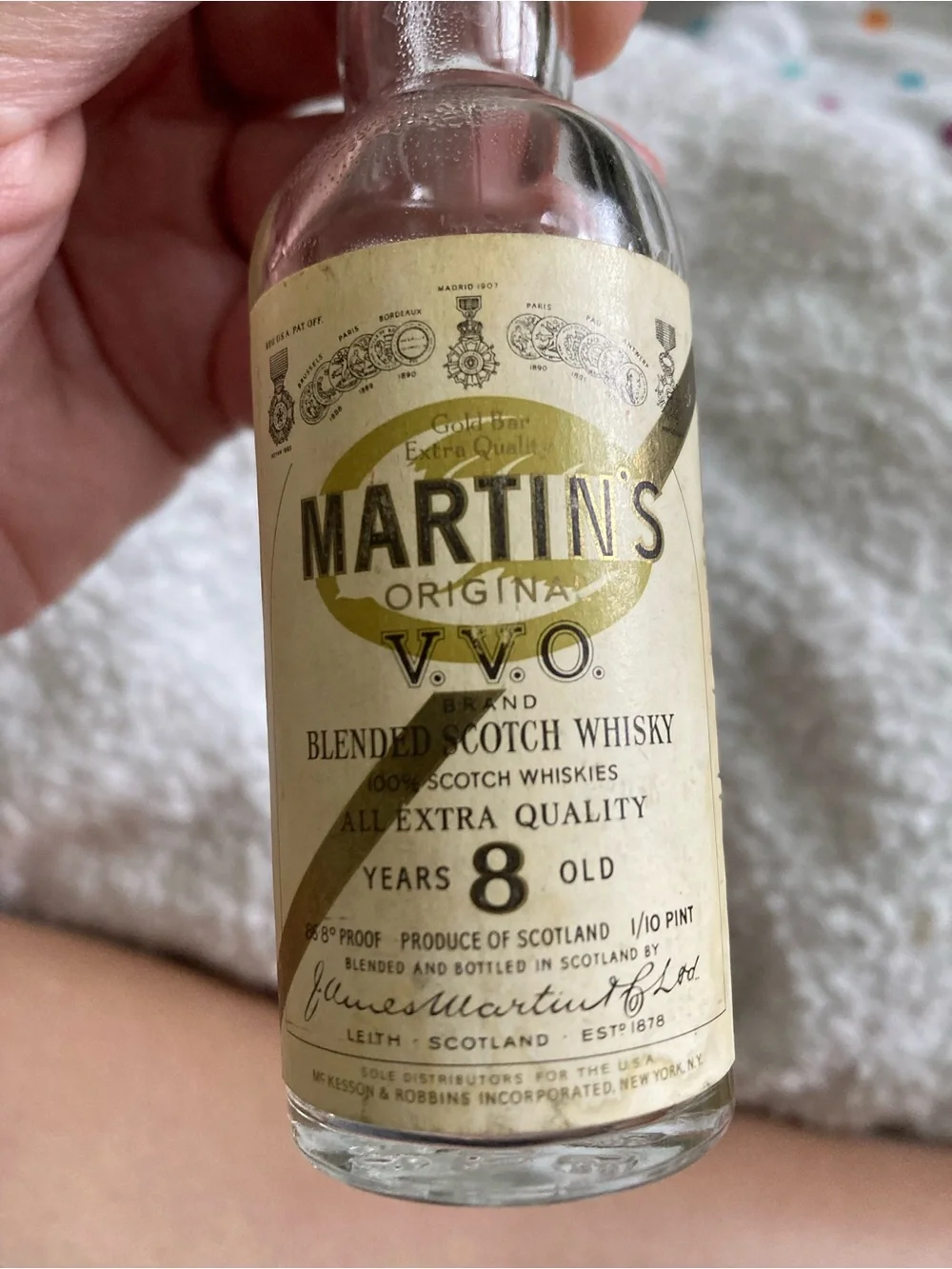 Martin's Original Blended Scotch Whisky Mini Bottle - vintage EMPTY